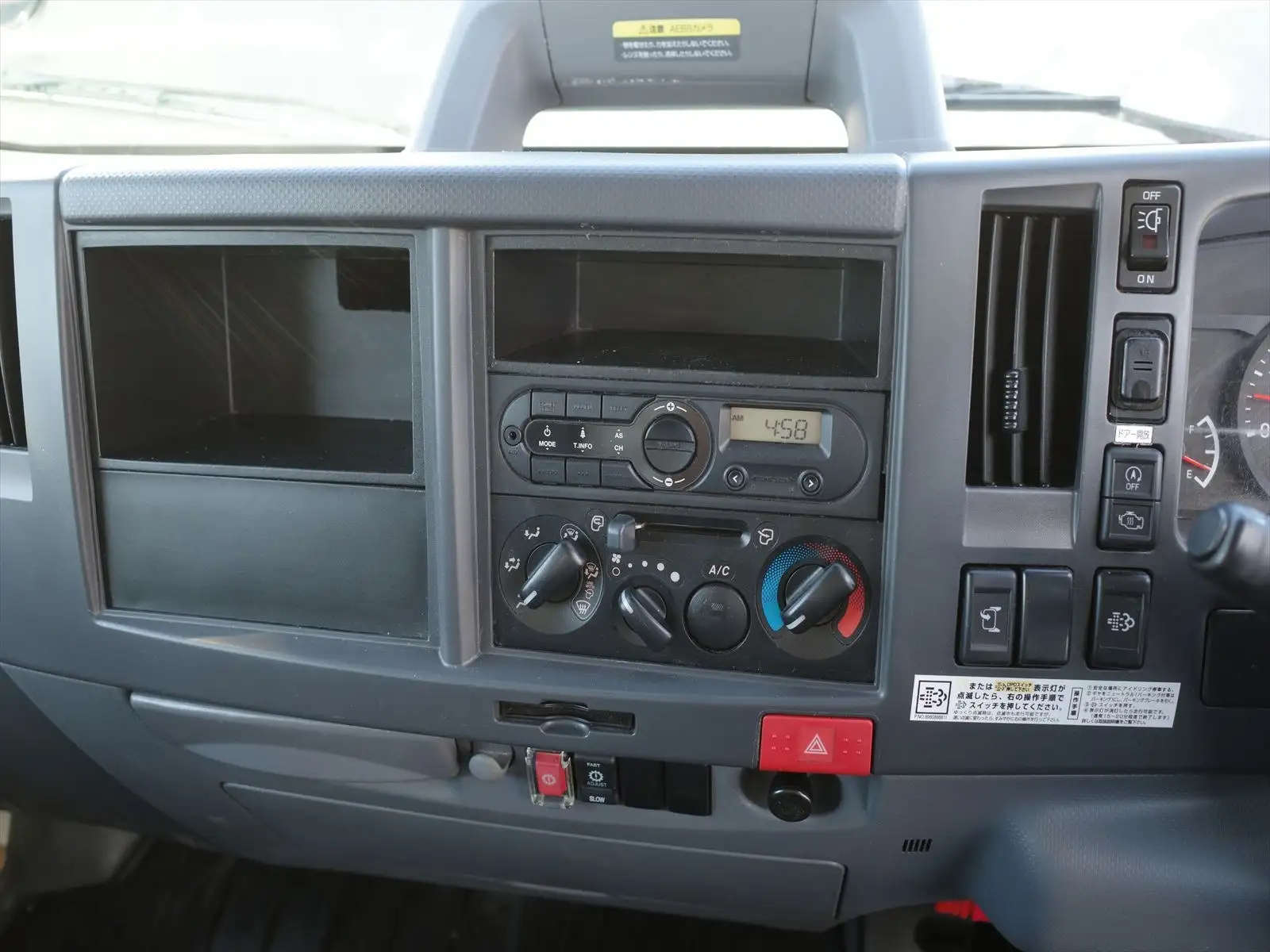 いすゞ エルフ 小型 アルミバン サイドドア 2RG-NLR88ANの中古トラック画像14