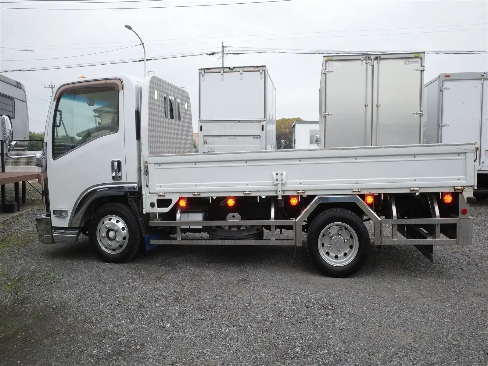 いすゞ エルフ 小型 平ボディ 床鉄板 カスタムの中古トラック画像6