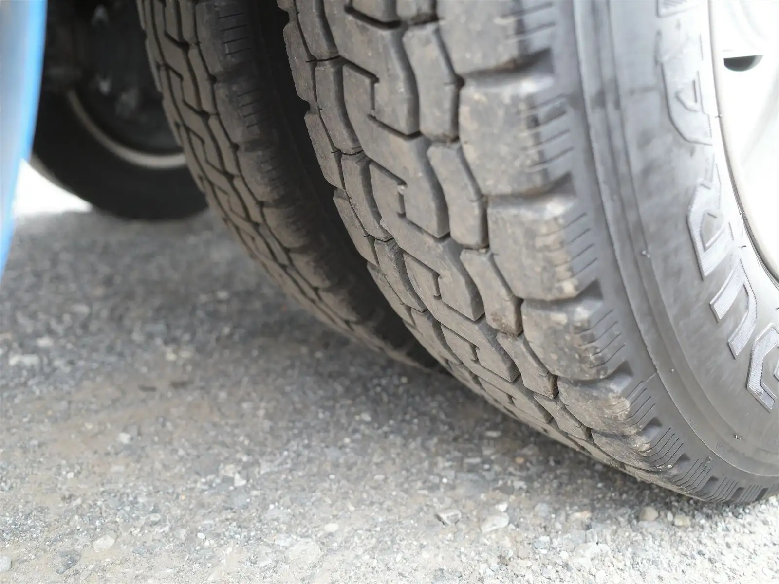 いすゞ エルフ 小型 平ボディ 床鉄板 カスタムの中古トラック画像20