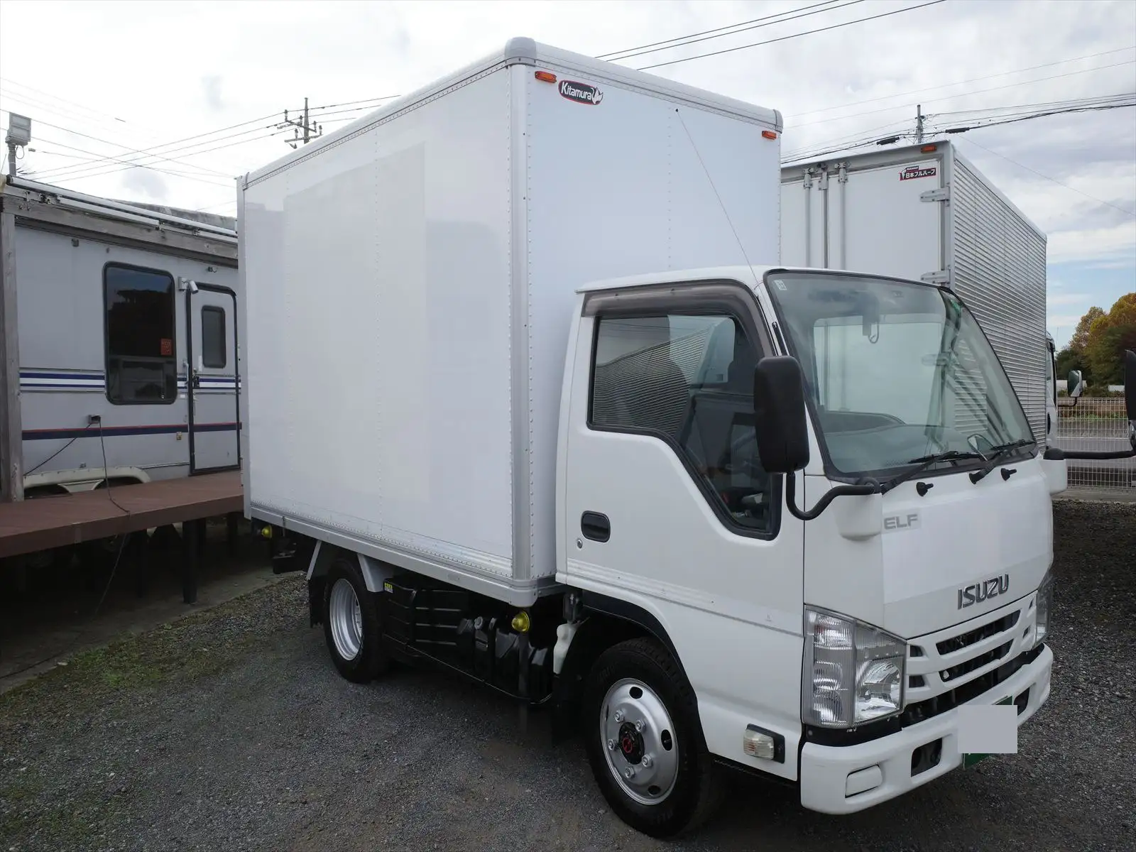 いすゞ エルフ 小型 アルミバン TPG-NHS85AN H30の中古トラック画像2