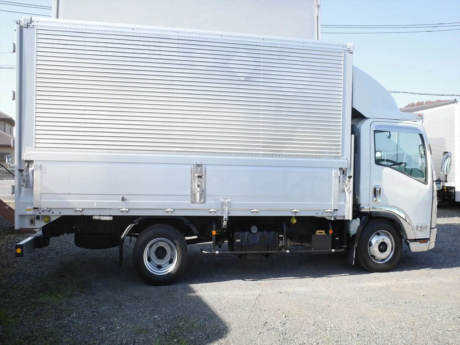 いすゞ エルフ 小型 ウイング 3枚観音 TPG-NPR85ANの中古トラック画像2