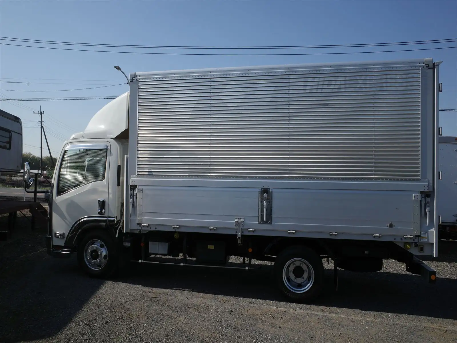 いすゞ エルフ 小型 ウイング 3枚観音 TPG-NPR85ANの中古トラック画像4