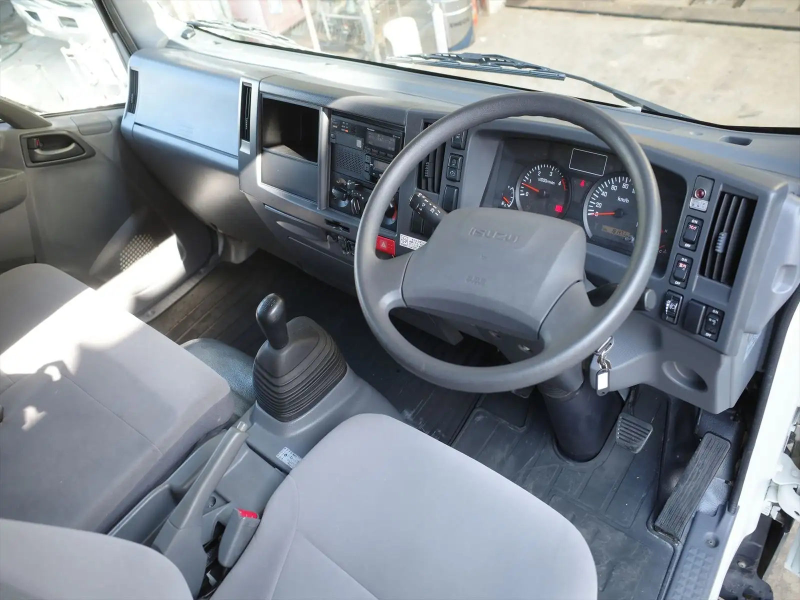 いすゞ エルフ 小型 ウイング 3枚観音 TPG-NPR85ANの中古トラック画像11