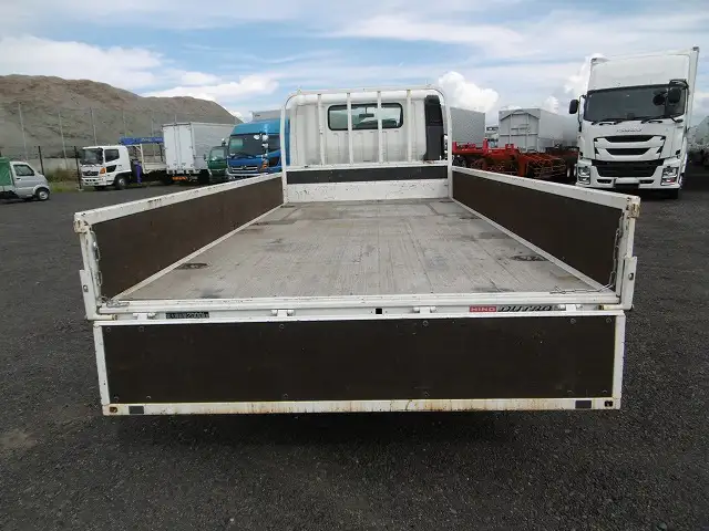 日野 デュトロ 小型 平ボディ 2RG-XZU710 R2の中古トラック画像6