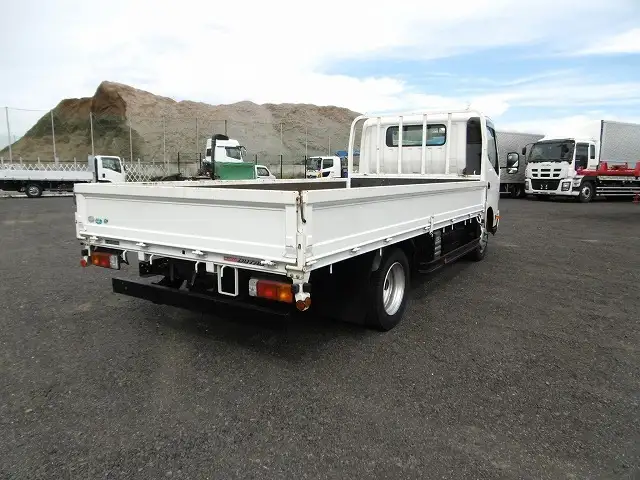 日野 デュトロ 小型 平ボディ 2RG-XZU710 R2の中古トラック画像3