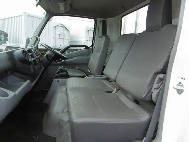日野 デュトロ 小型 平ボディ 2RG-XZU710 R2の中古トラック画像10