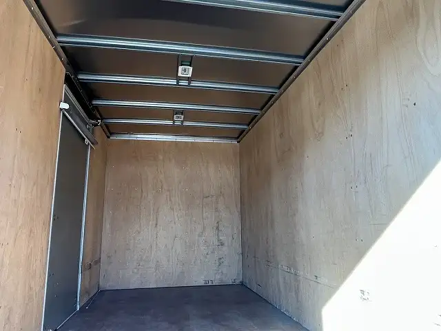 三菱 キャンター 小型 アルミバン サイドドア 2PG-FEB80の中古トラック画像7