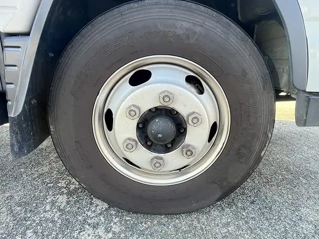 三菱 キャンター 小型 アルミバン サイドドア 2PG-FEB80の中古トラック画像20