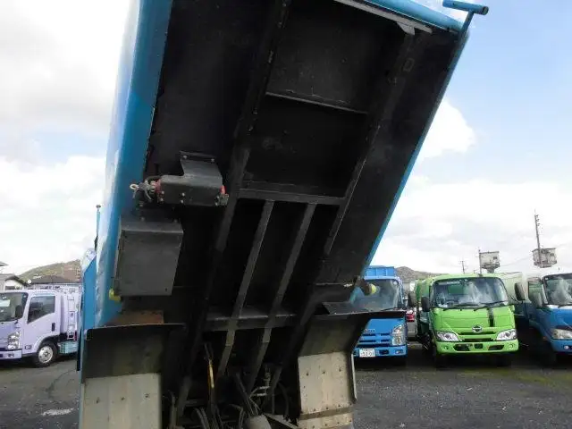 いすゞ エルフ 小型 パッカー車 巻き込み式 回転ダンプ式の中古トラック画像15