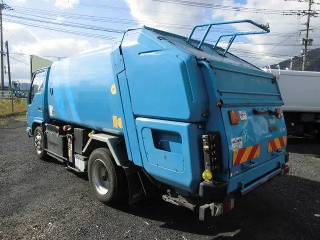 いすゞ エルフ 小型 パッカー車 巻き込み式 回転ダンプ式の中古トラック画像4