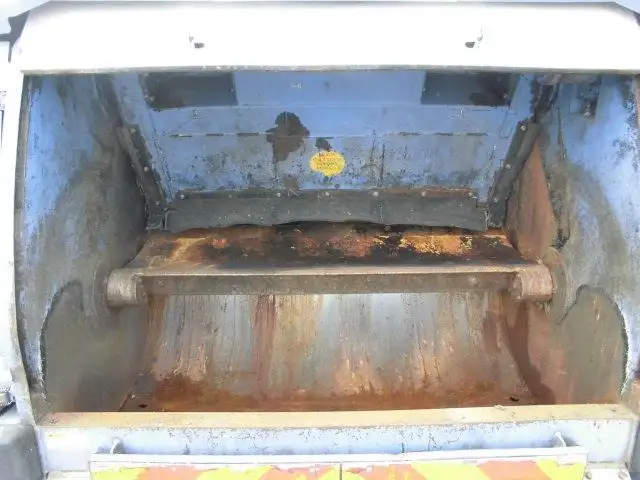 いすゞ エルフ 小型 パッカー車 巻き込み式 回転ダンプ式の中古トラック画像5