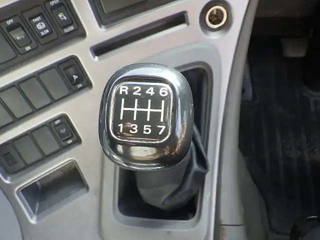 日産UD クオン 大型 ダンプ コボレーン ベッドの中古トラック画像14