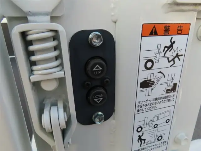 三菱 キャンター 小型 平ボディ パワーゲート 2RG-FBA20の中古トラック画像10