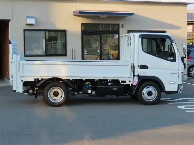 三菱 キャンター 小型 平ボディ パワーゲート 2RG-FBA20の中古トラック画像3