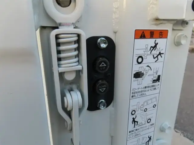 三菱 キャンター 小型 平ボディ パワーゲート 2RG-FBAV0の中古トラック画像12