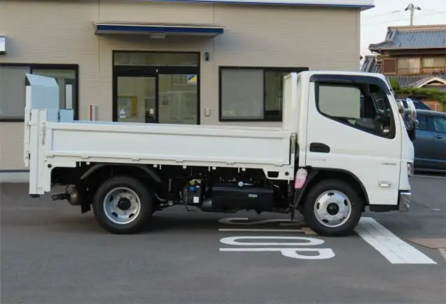 三菱 キャンター 小型 平ボディ パワーゲート 2RG-FBAV0の中古トラック画像3