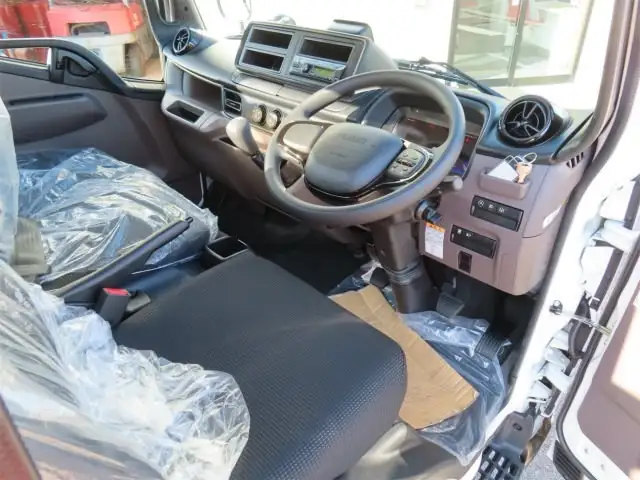 三菱 キャンター 小型 タンク車 ローリー 2RG-FEAV0の中古トラック画像12