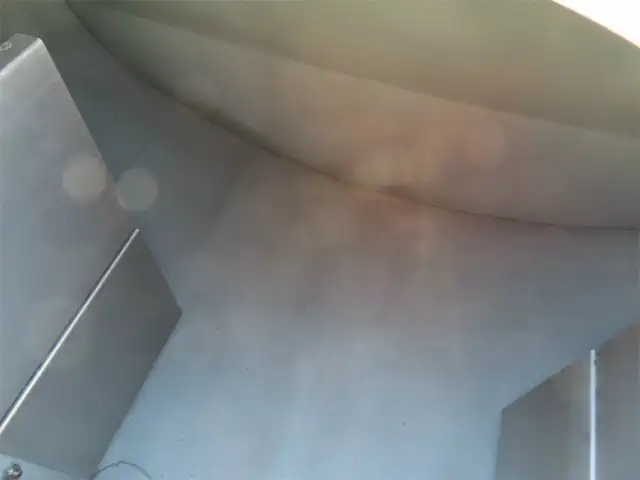 三菱 キャンター 小型 タンク車 ローリー 2RG-FEAV0の中古トラック画像9