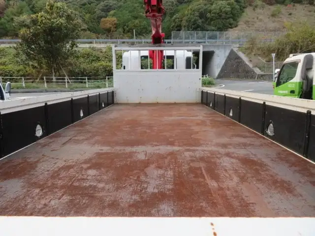 いすゞ フォワード 中型/増トン クレーン付 床鉄板 4段の中古トラック画像3