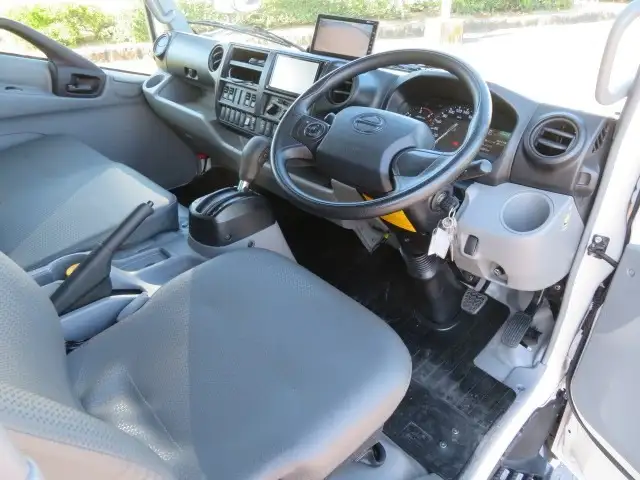 日野 デュトロ 小型 アルミバン パワーゲート サイドドアの中古トラック画像14