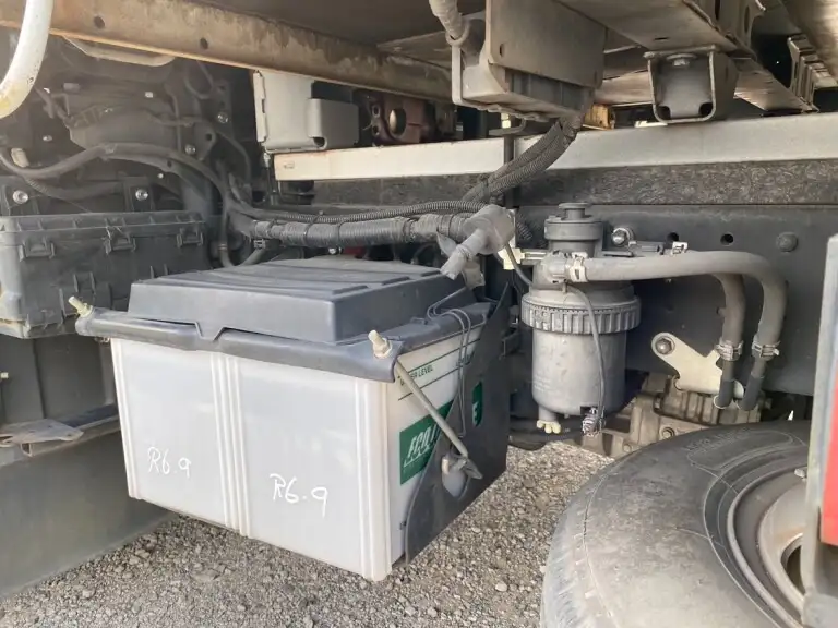 日野 デュトロ 小型 平ボディ パワーゲート 床鉄板の中古トラック画像16