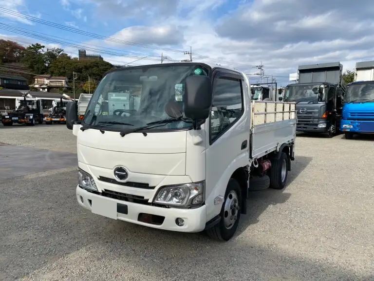 日野 デュトロ 小型 平ボディ パワーゲート 床鉄板 の中古トラック【車両No.201802】