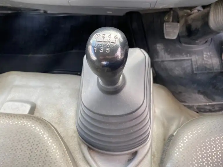 日野 デュトロ 小型 平ボディ パワーゲート 床鉄板の中古トラック画像15