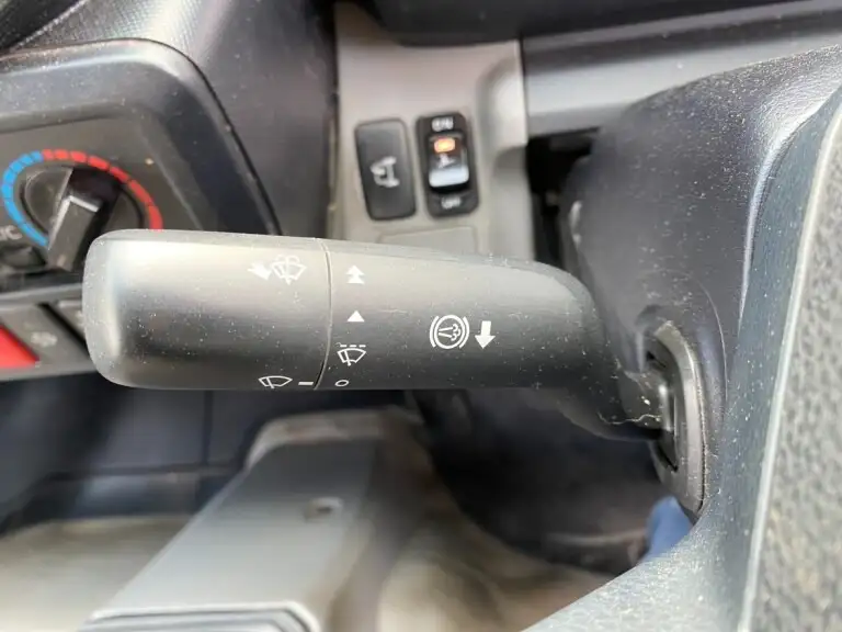 日野 デュトロ 小型 平ボディ パワーゲート 床鉄板の中古トラック画像14