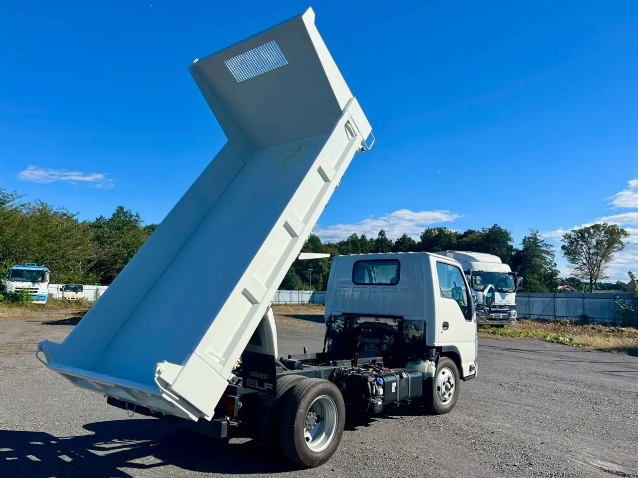 いすゞ エルフ 小型 ダンプ 2RG-NJR88AD R2の中古トラック画像6