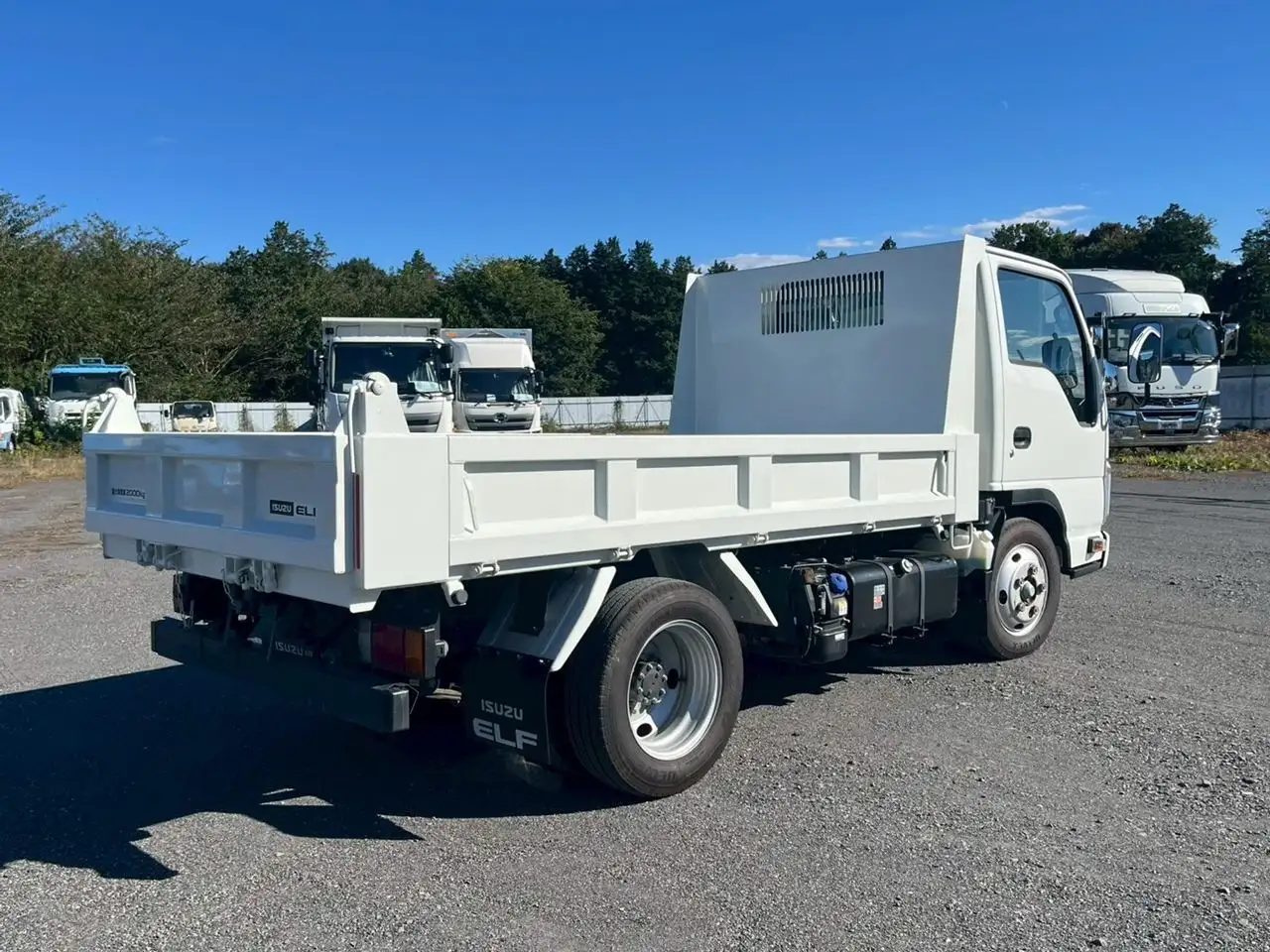 いすゞ エルフ 小型 ダンプ 2RG-NJR88AD R2の中古トラック画像4