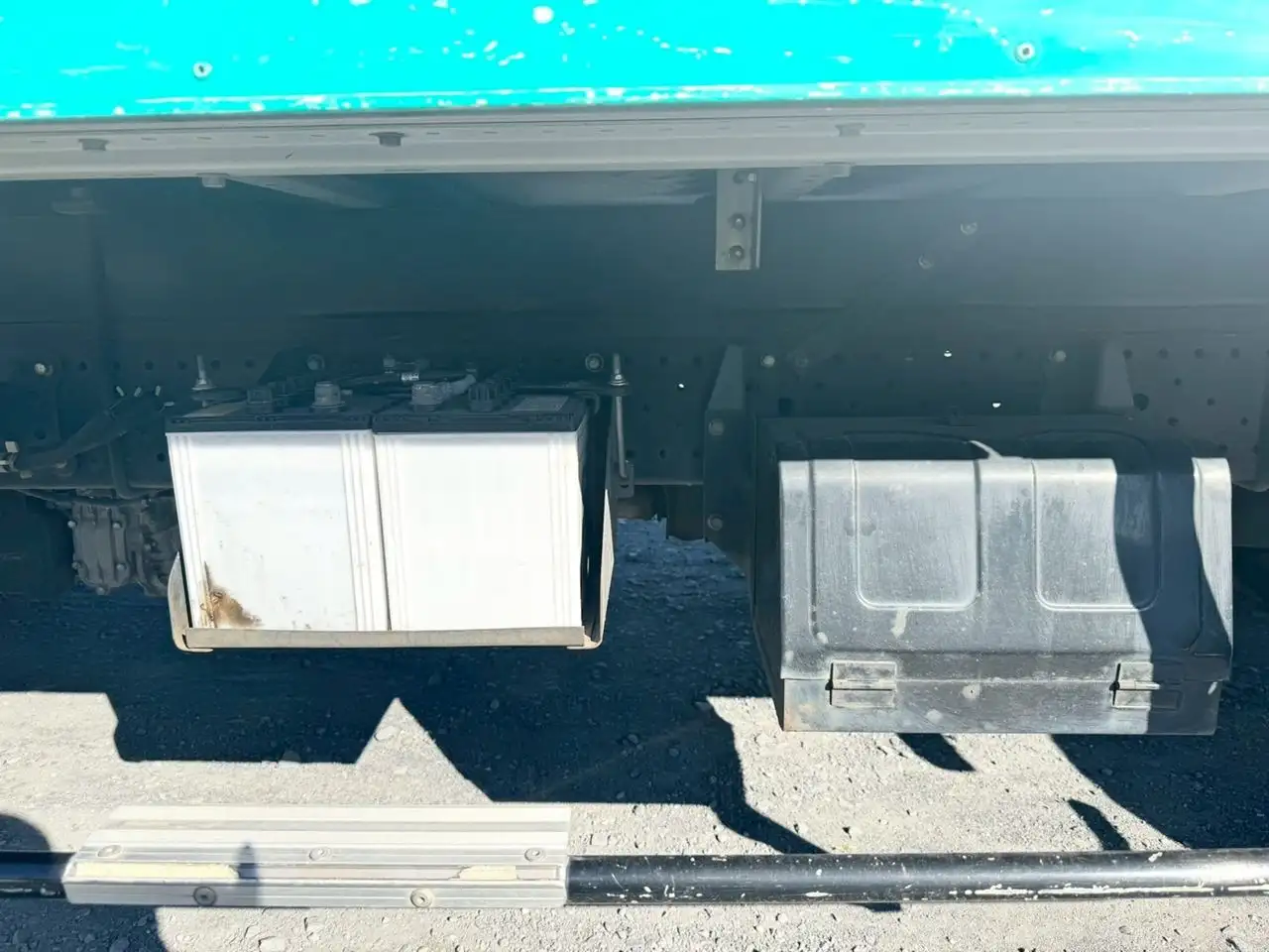 いすゞ エルフ 小型 アルミバン サイドドア TRG-NMR85ANの中古トラック画像16