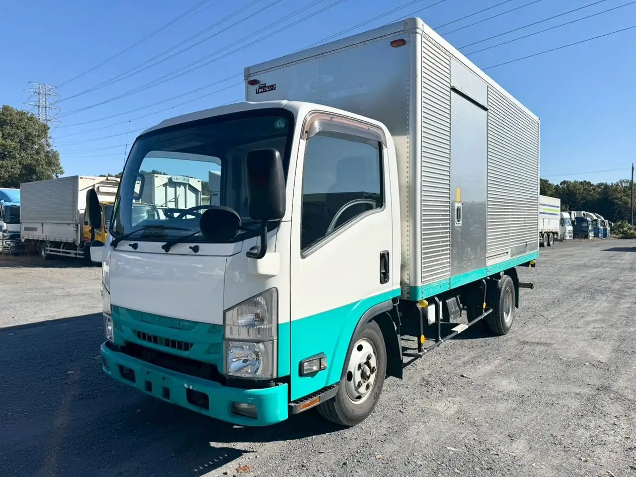 いすゞ エルフ 小型 アルミバン サイドドア TRG-NMR85AN の中古トラック【車両No.201784】