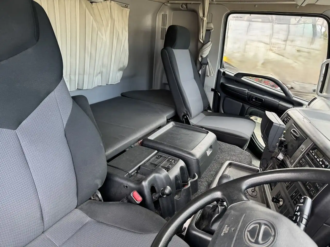 日野 プロフィア 大型 ダンプ コボレーン ベッドの中古トラック画像10