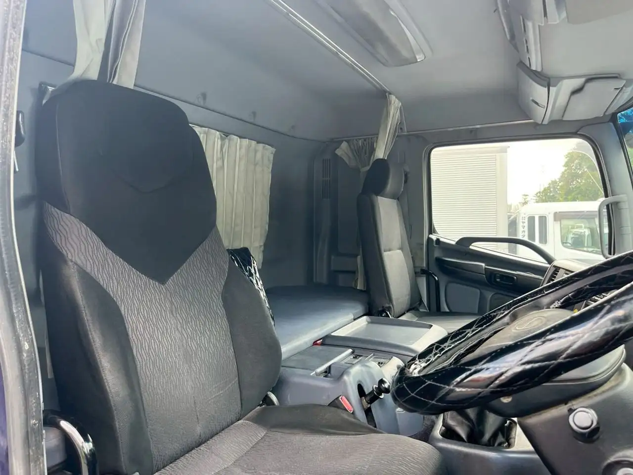 日野 プロフィア 大型 平ボディ アルミブロック ベッドの中古トラック画像14