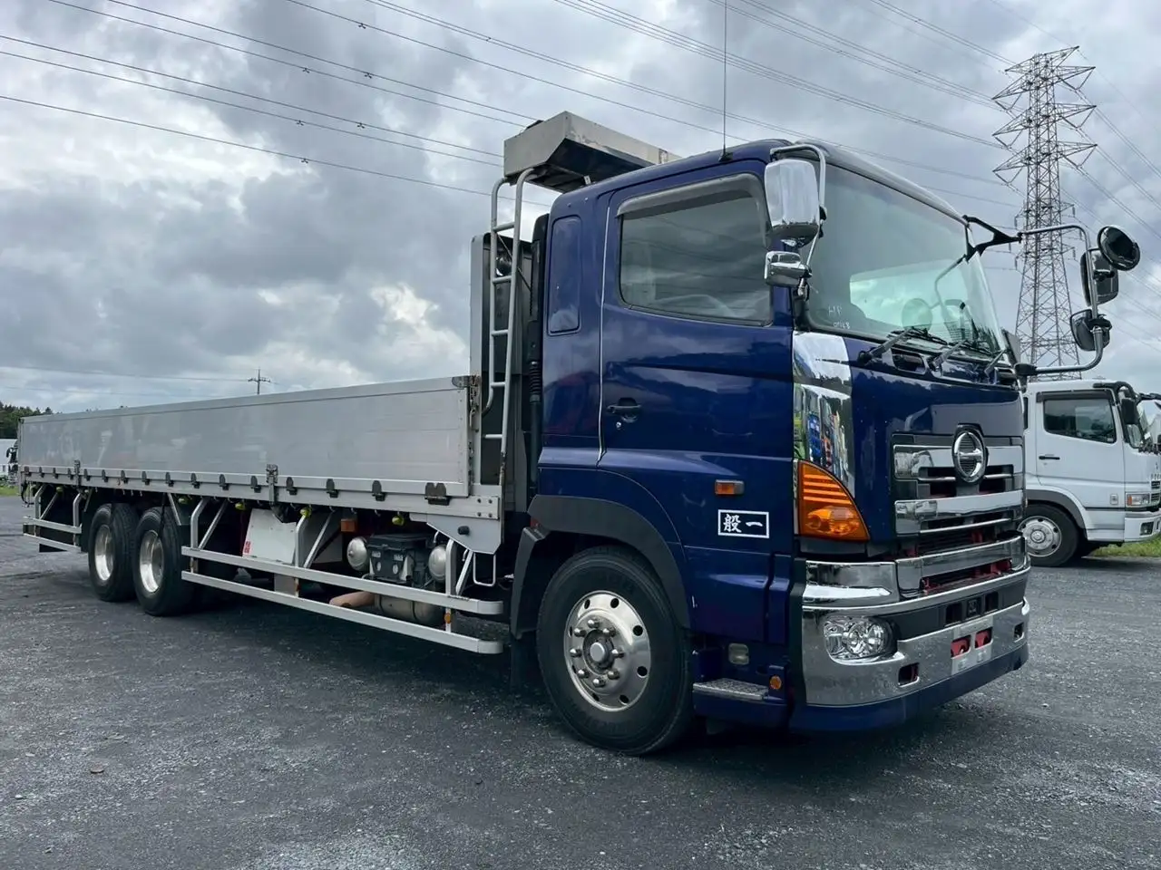 日野 プロフィア 大型 平ボディ アルミブロック ベッドの中古トラック画像3