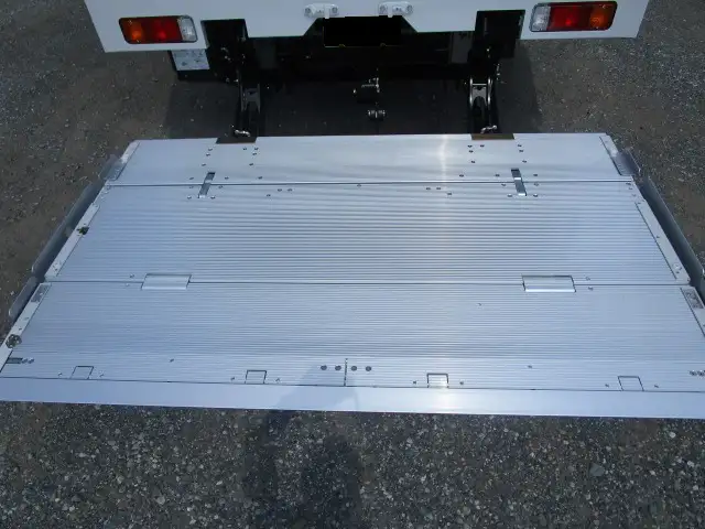 日野 デュトロ 小型 ウイング パワーゲート 2KG-XZU710Mの中古トラック画像10