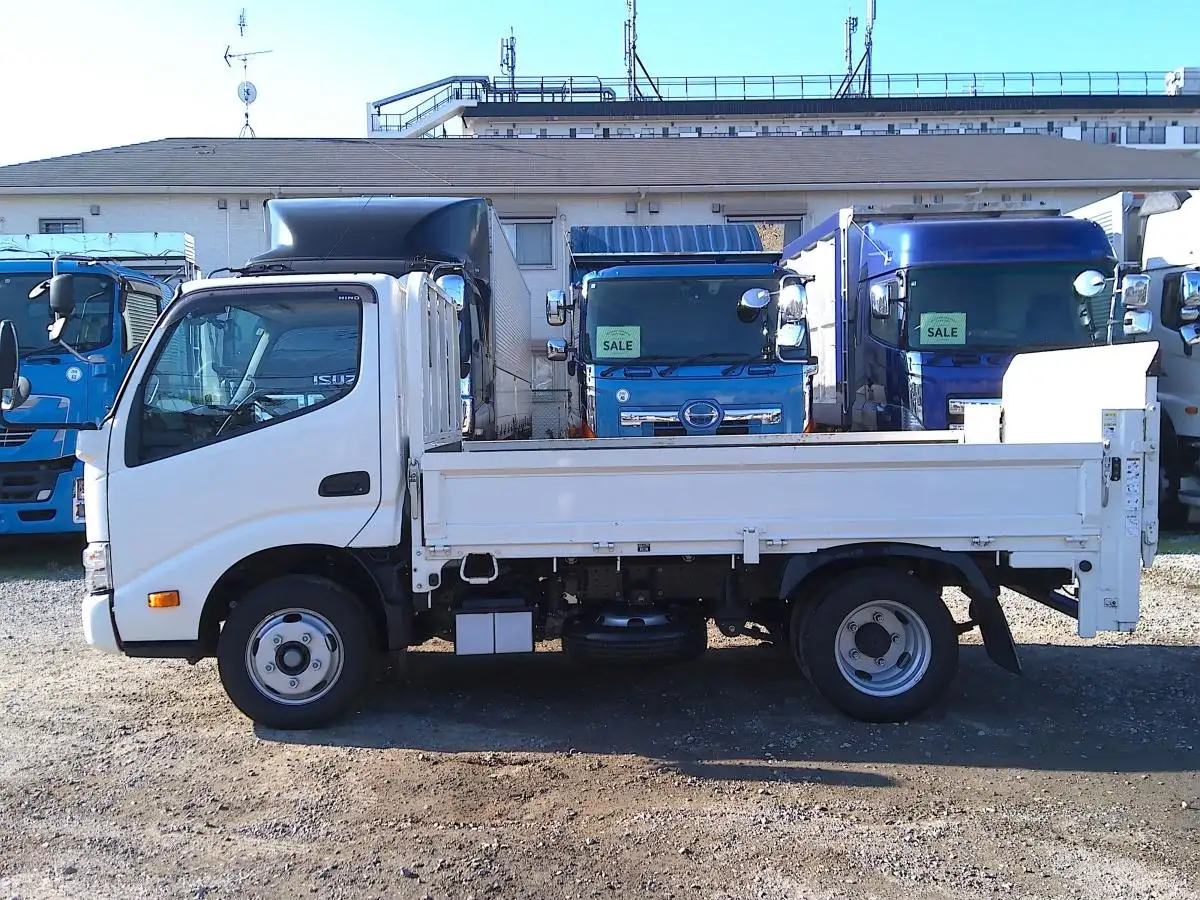 日野 デュトロ 小型 平ボディ パワーゲート 床鉄板の中古トラック画像5