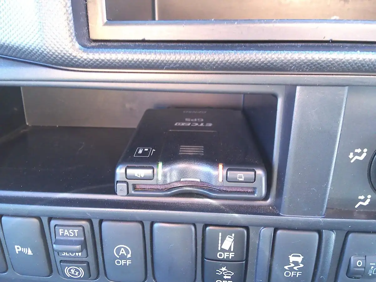 日野 デュトロ 小型 平ボディ パワーゲート 床鉄板の中古トラック画像13