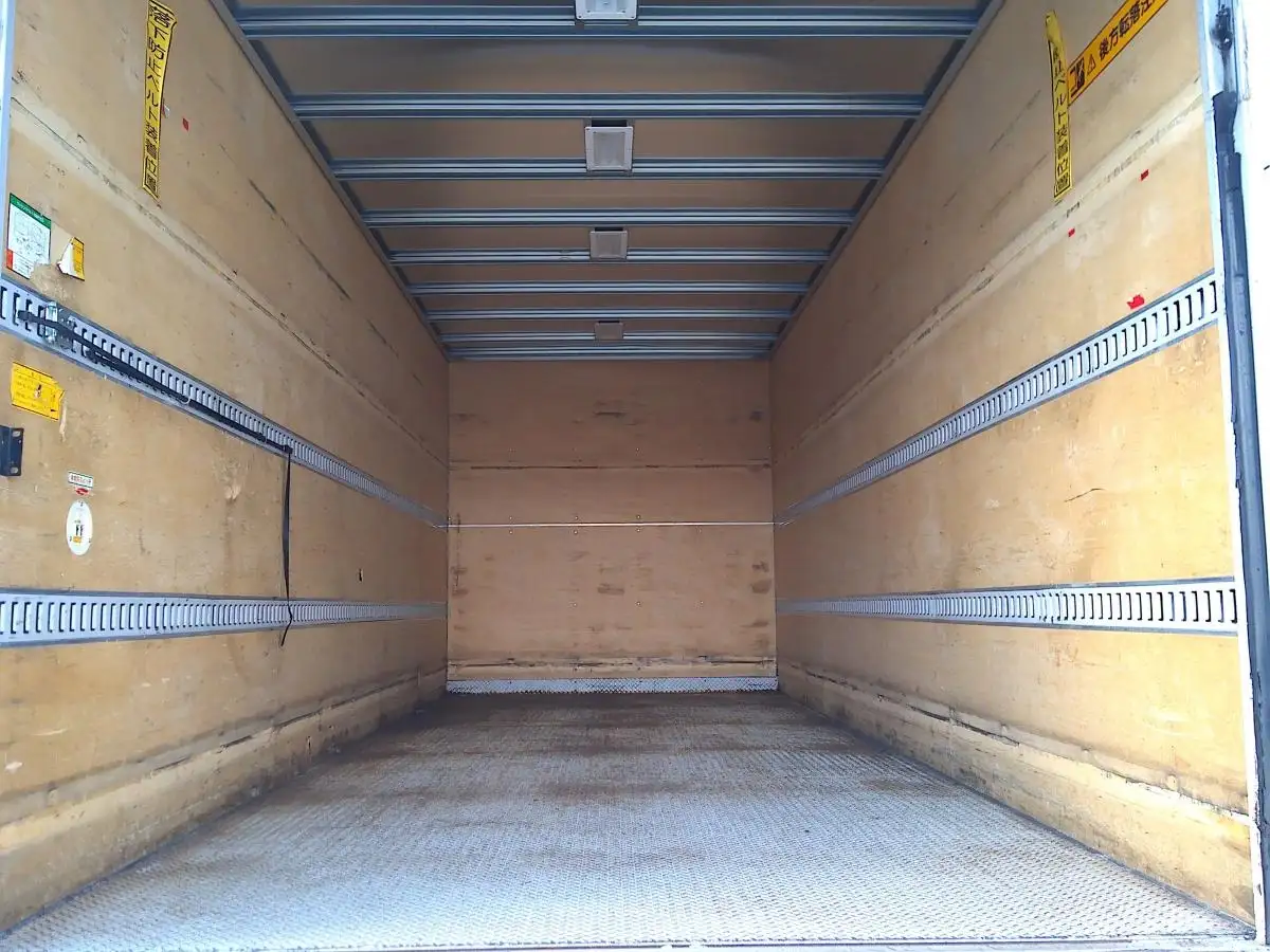 いすゞ フォワード 中型/増トン アルミバン パワーゲート エアサスの中古トラック画像6