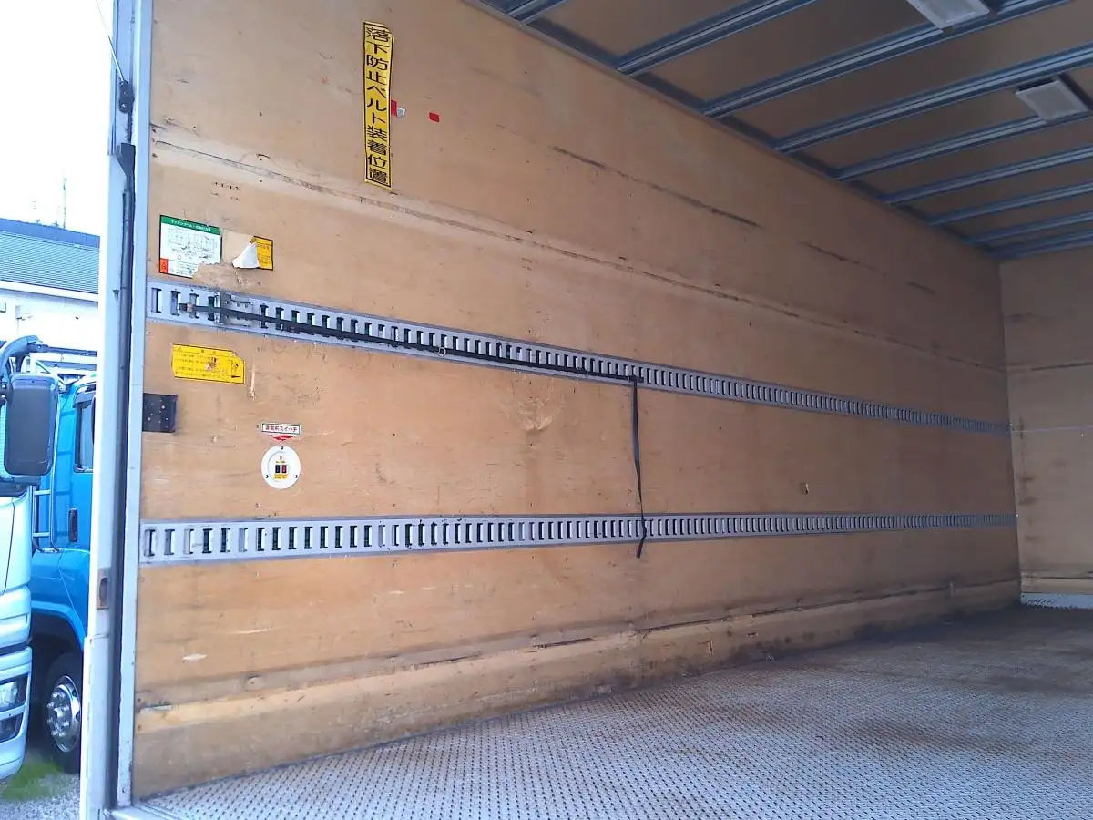 いすゞ フォワード 中型/増トン アルミバン パワーゲート エアサスの中古トラック画像7