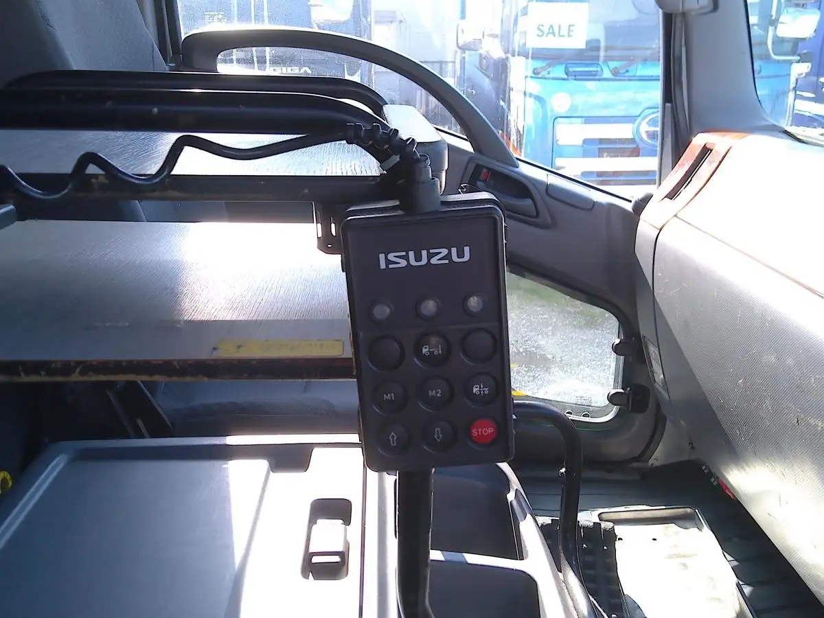 いすゞ フォワード 中型/増トン アルミバン パワーゲート エアサスの中古トラック画像14
