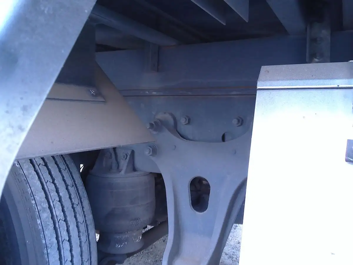 いすゞ フォワード 中型/増トン アルミバン パワーゲート エアサスの中古トラック画像像17