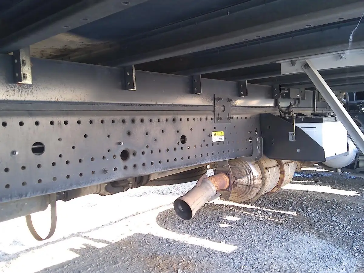 いすゞ フォワード 中型/増トン アルミバン パワーゲート エアサスの中古トラック画像18