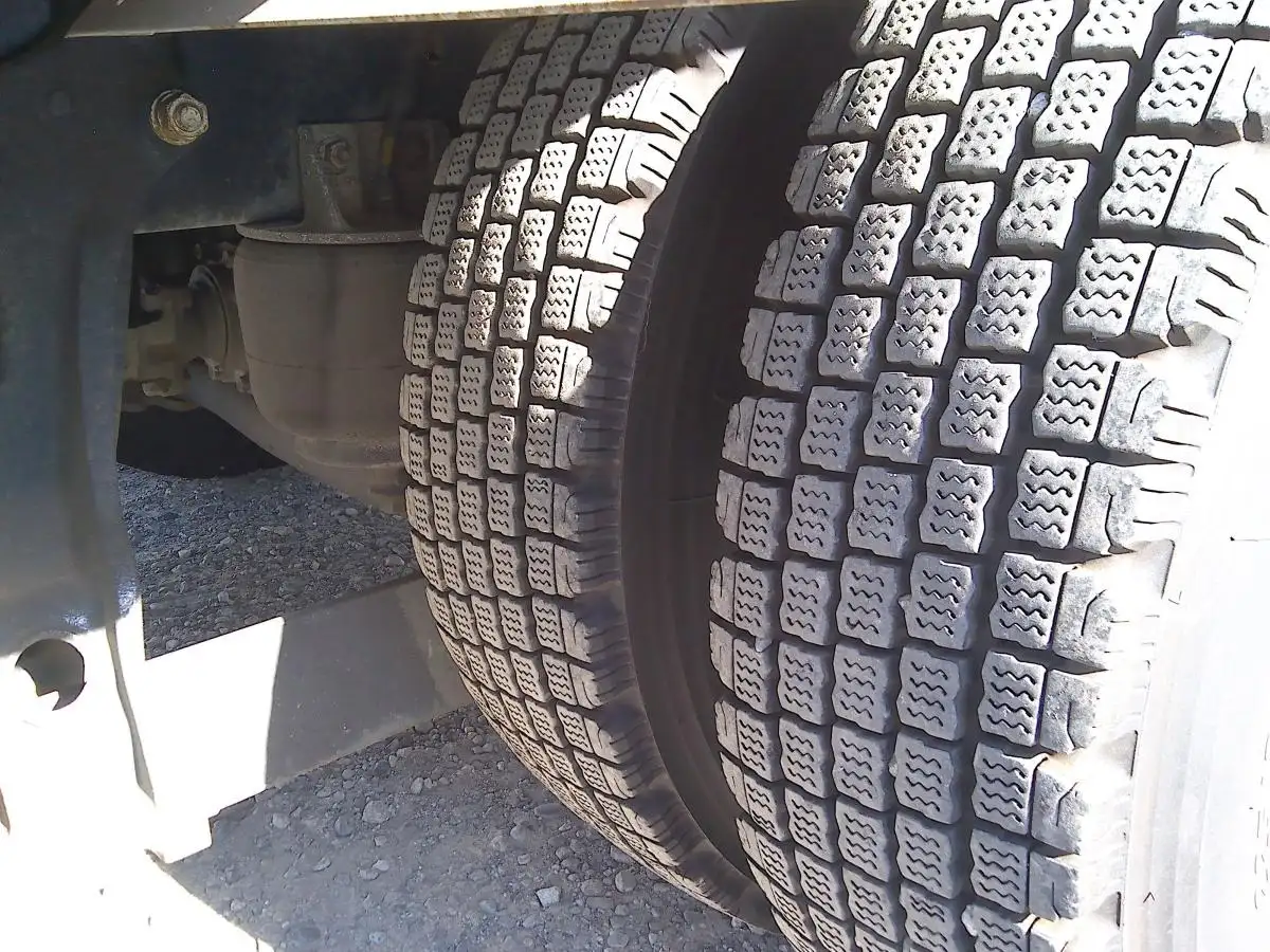 いすゞ フォワード 中型/増トン アルミバン パワーゲート エアサスの中古トラック画像20