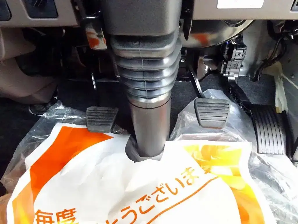 三菱 キャンター 小型 平ボディ パワーゲート 2RG-FBAV0の中古トラック画像15