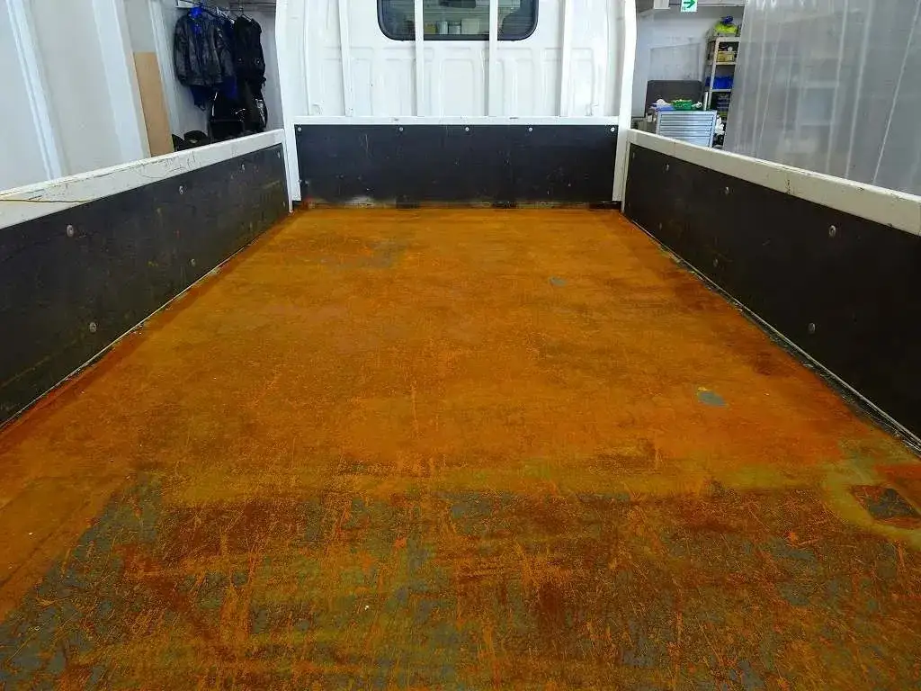 いすゞ エルフ 小型 平ボディ 床鉄板 2RG-NJR88Aの中古トラック画像5