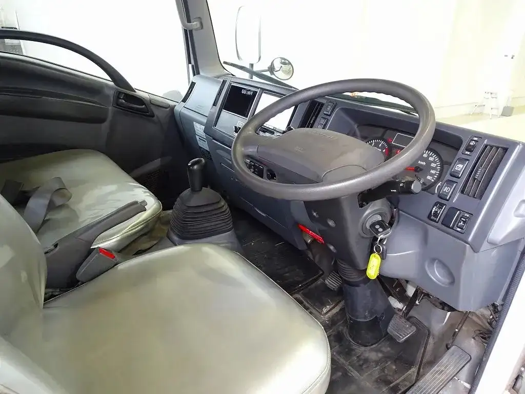 いすゞ エルフ 小型 平ボディ Wキャブ パワーゲートの中古トラック画像10