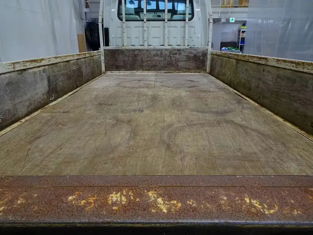 いすゞ エルフ 小型 平ボディ Wキャブ パワーゲートの中古トラック画像4