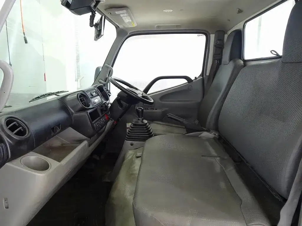 日野 デュトロ 小型 平ボディ パワーゲート 2KG-XZU675Mの中古トラック画像11