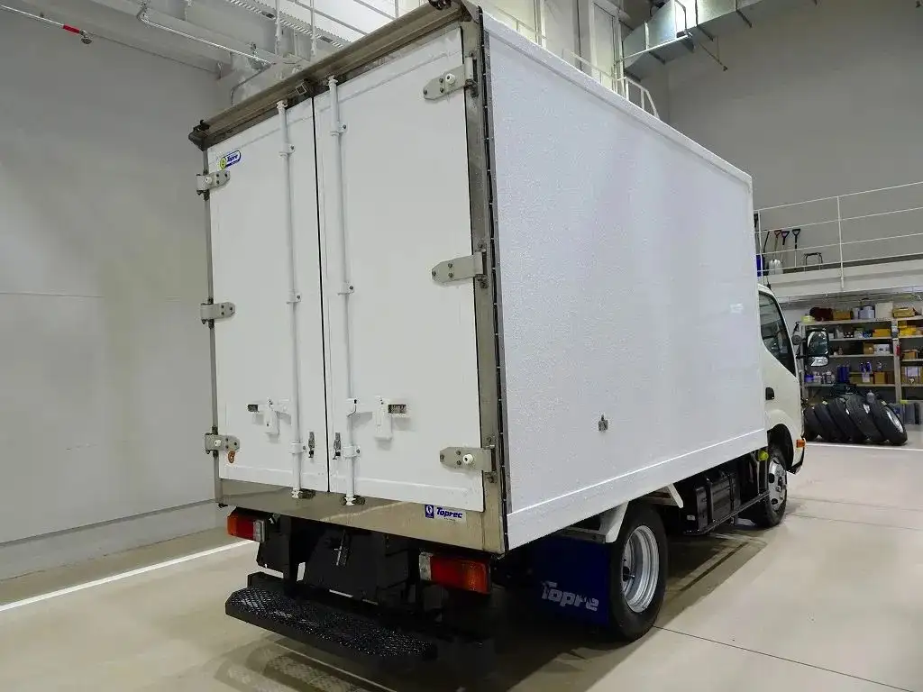 日野 デュトロ 小型 冷凍冷蔵 低温 2室の中古トラック画像2